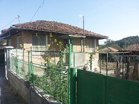 Houses in Elena