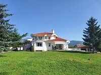 Houses in Pavel Banya