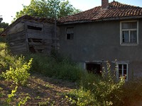 Old rural house for sale near Tsarevo