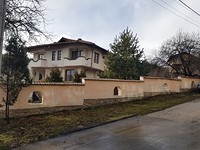 House for sale near lake Iskar
