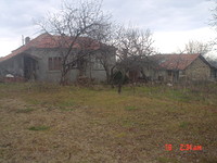 Village House With Huge Yard Near Varna