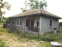 One Storey House Not Far From The Sea