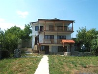 Three Storey House With Sea View