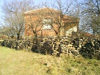 House With A Very Big Garden