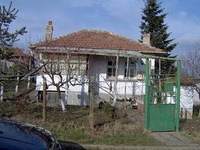 Small House With A Garage