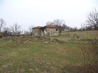 2-storey old house for sale near Sredets